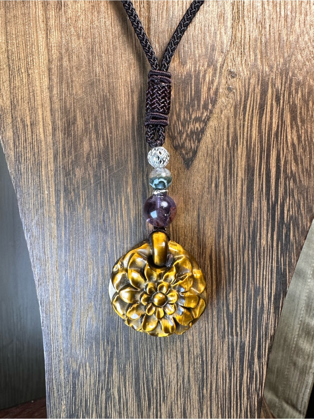 Tiger’s Eye Flower Pendant Necklace with Amethyst and Agate on Brown Rope - Picture 4 of 14